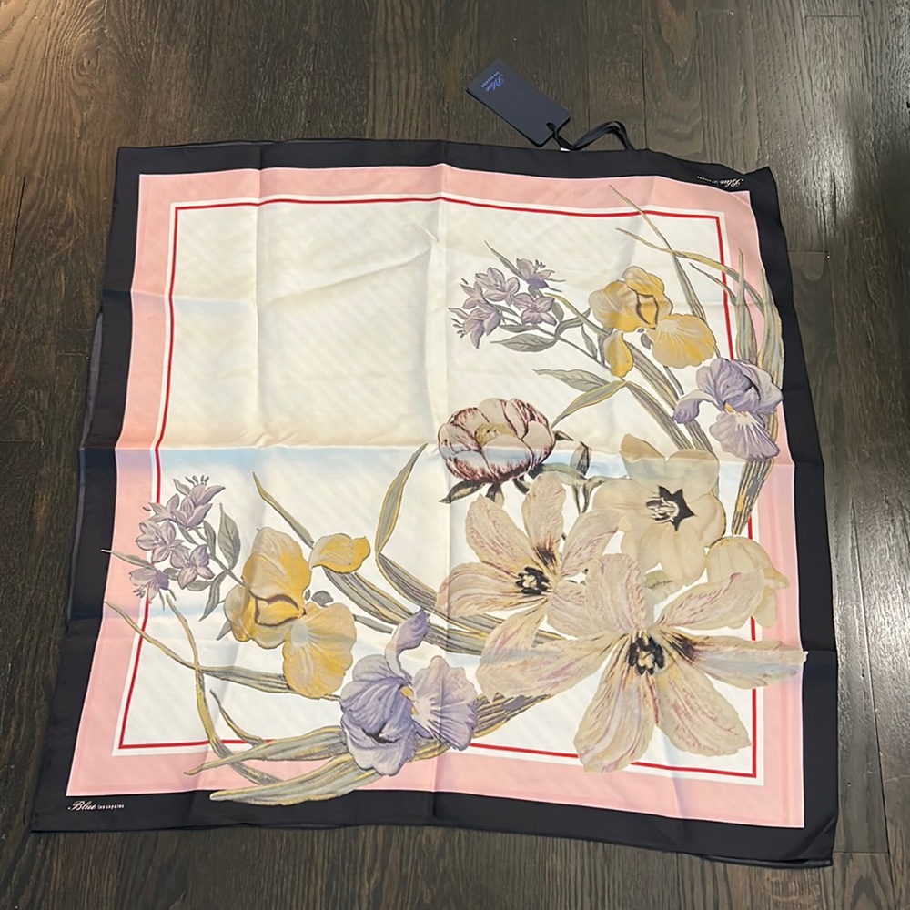 Blue Las copains silk scarf Made in Italy